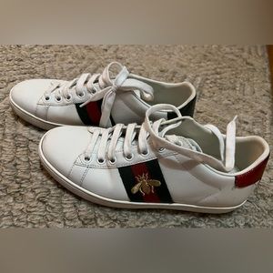 Gucci Women’s Ace Sneakers with Bee